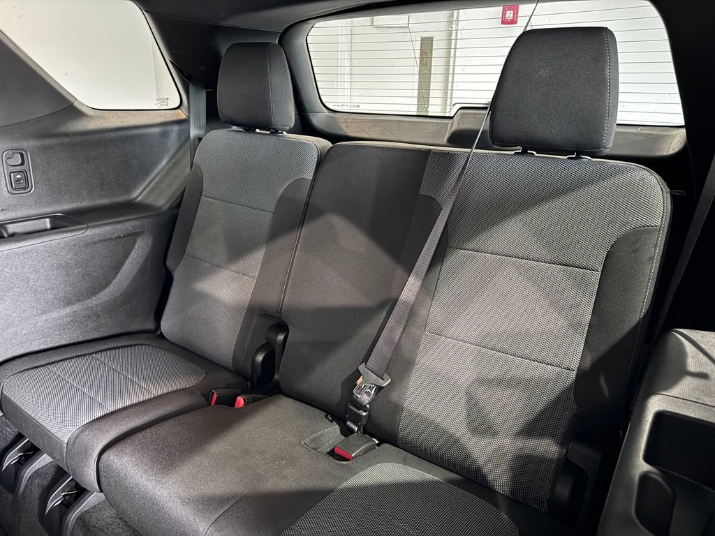 Certified 2023 Chevrolet Traverse LT AWD/4WD image 11