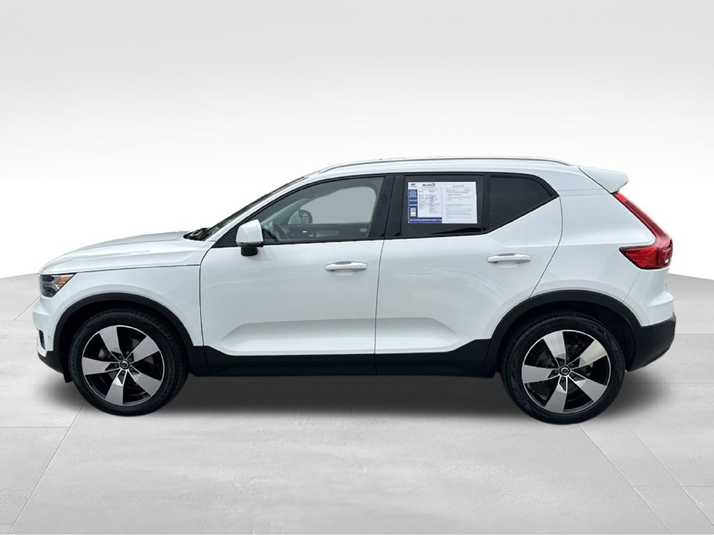 Used 2019 Volvo XC40 T5 Momentum AWD/4WD image 4