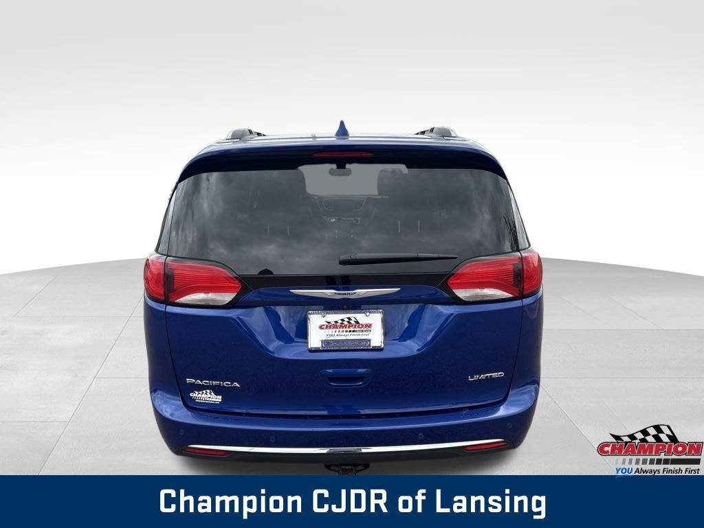 Used 2019 Chrysler Pacifica Limited FWD image 9