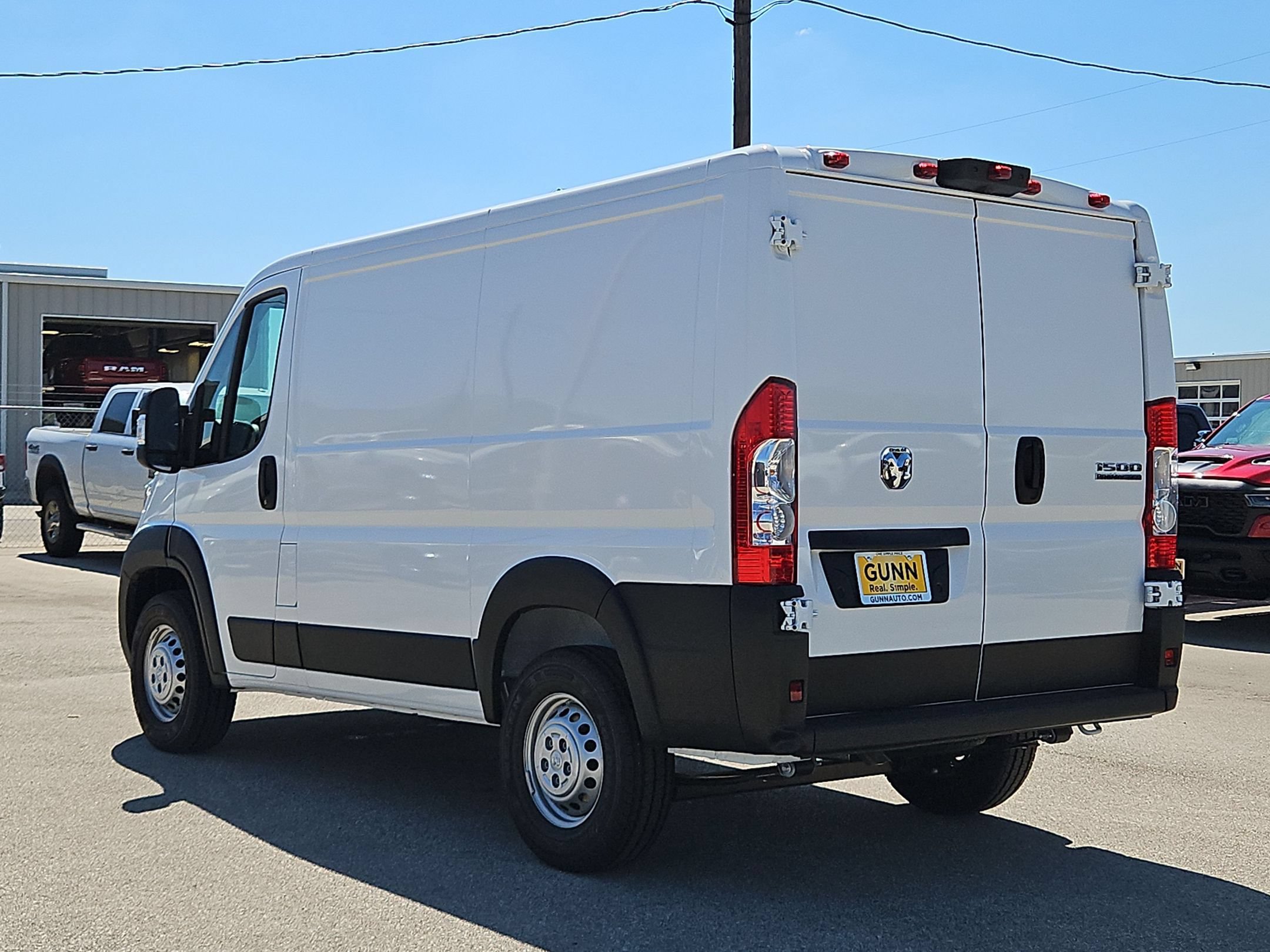 New 2026 RAM ProMaster 1500 w/ Storage Group FWD image 5