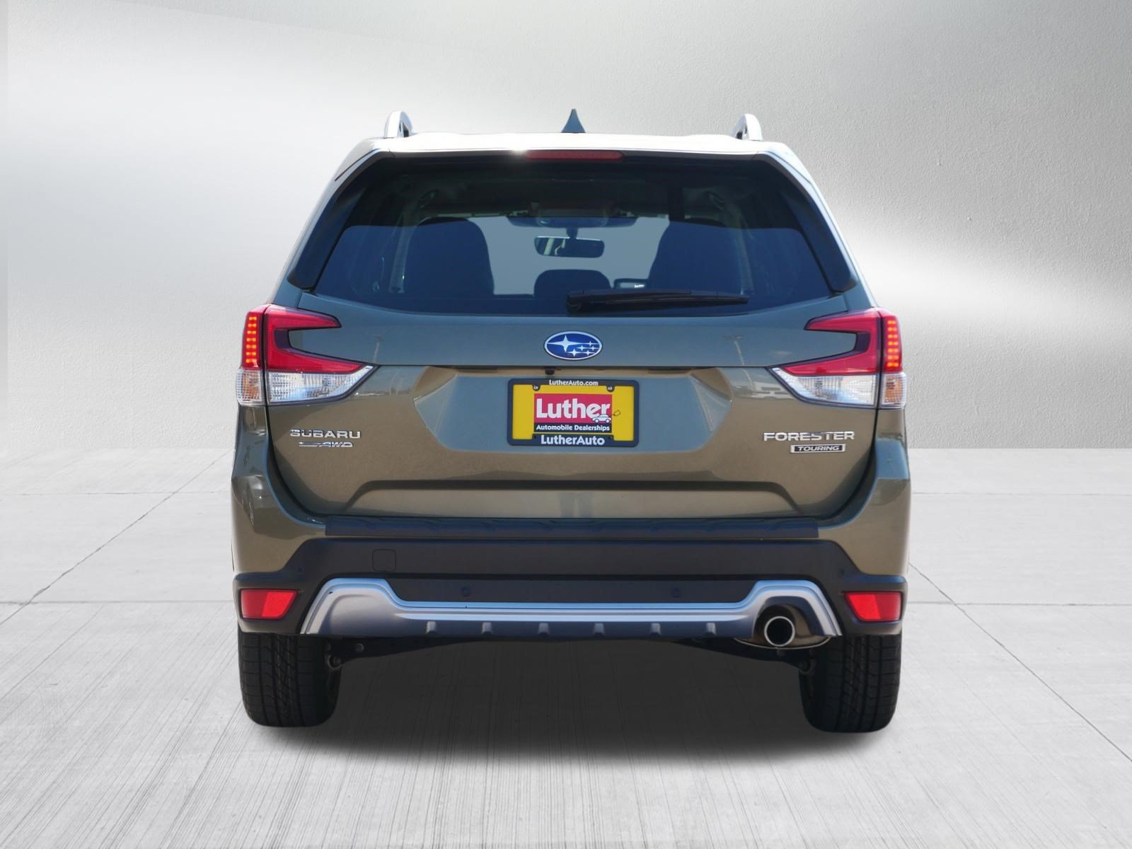 Used 2023 Subaru Forester Touring w/ Popular Package #3 AWD/4WD image 6