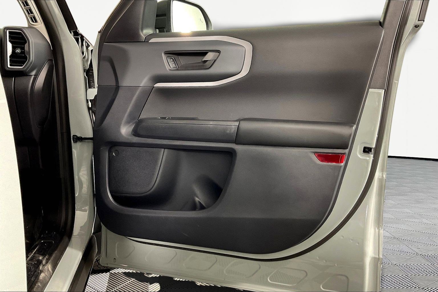 Used 2024 Ford Bronco Sport Big Bend image 28