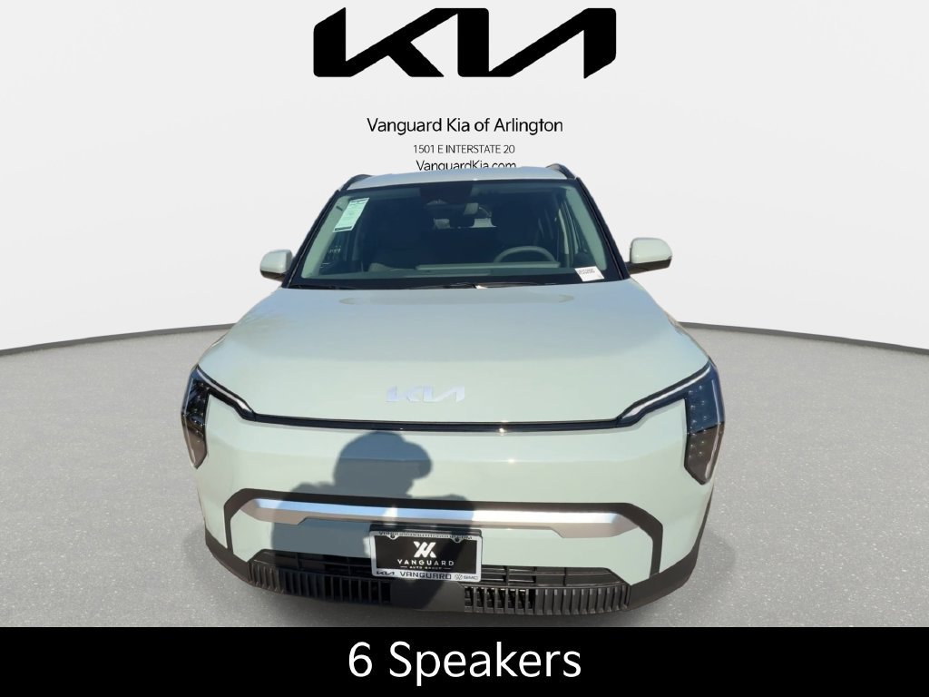 New 2027 Kia EV3 Wind FWD image 3