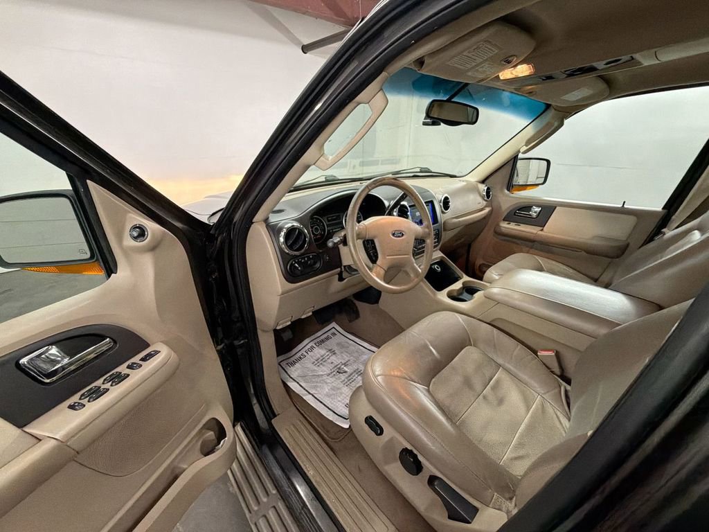 Used 2005 Ford Expedition Eddie Bauer image 10