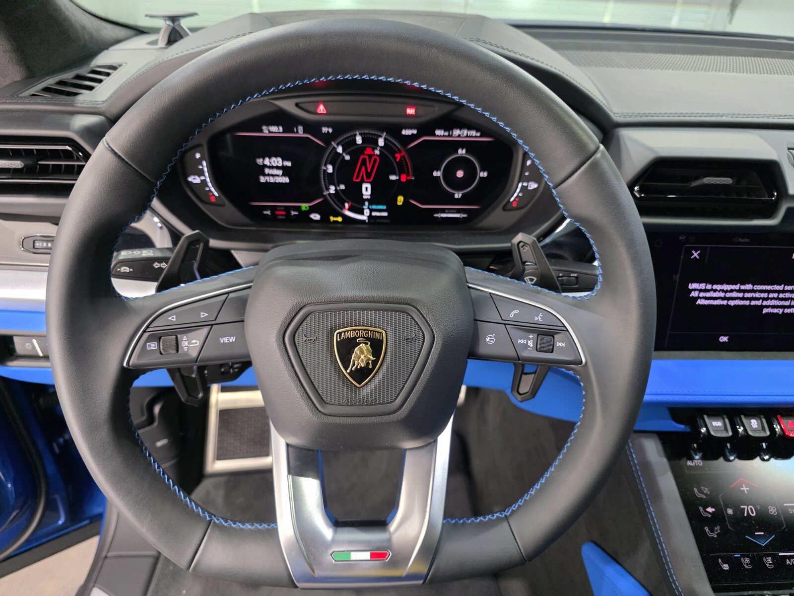 Used 2025 Lamborghini Urus SE image 14