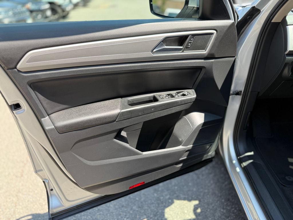Used 2018 Volkswagen Atlas SE AWD/4WD image 18