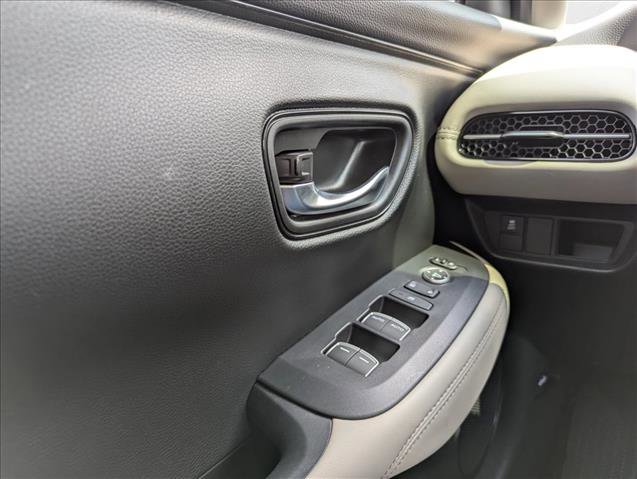 Used 2025 Honda HR-V EX-L image 11