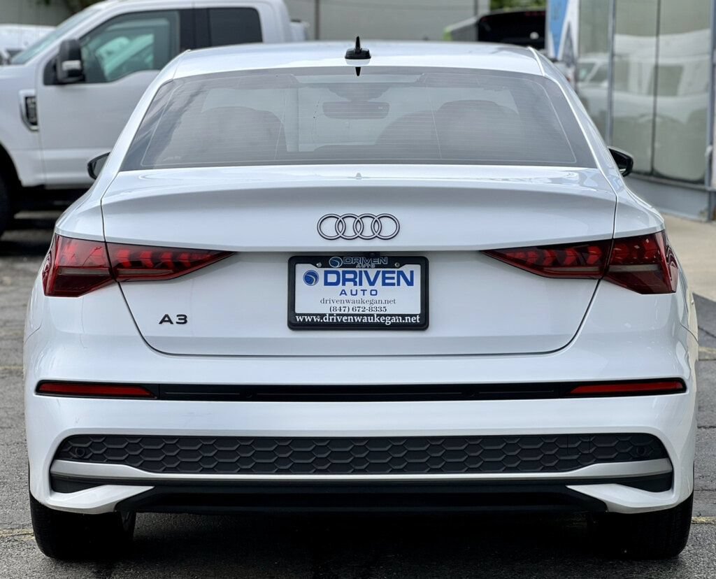 Used 2025 Audi A3 2.0T Premium w/ Convenience Package AWD/4WD image 5
