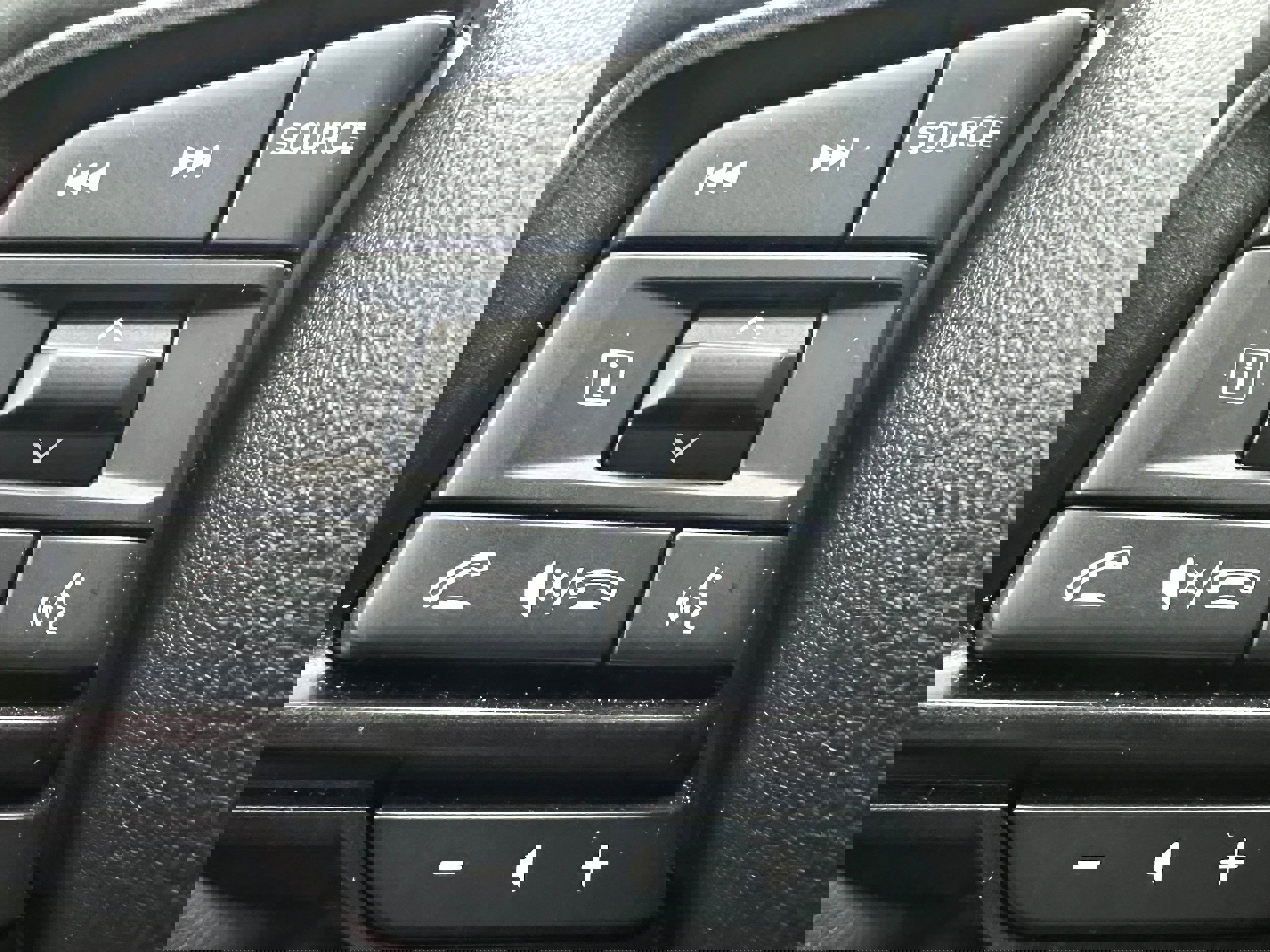 Certified 2025 Subaru Crosstrek 2.5i Limited w/ Crosstrek Mirror Package image 21