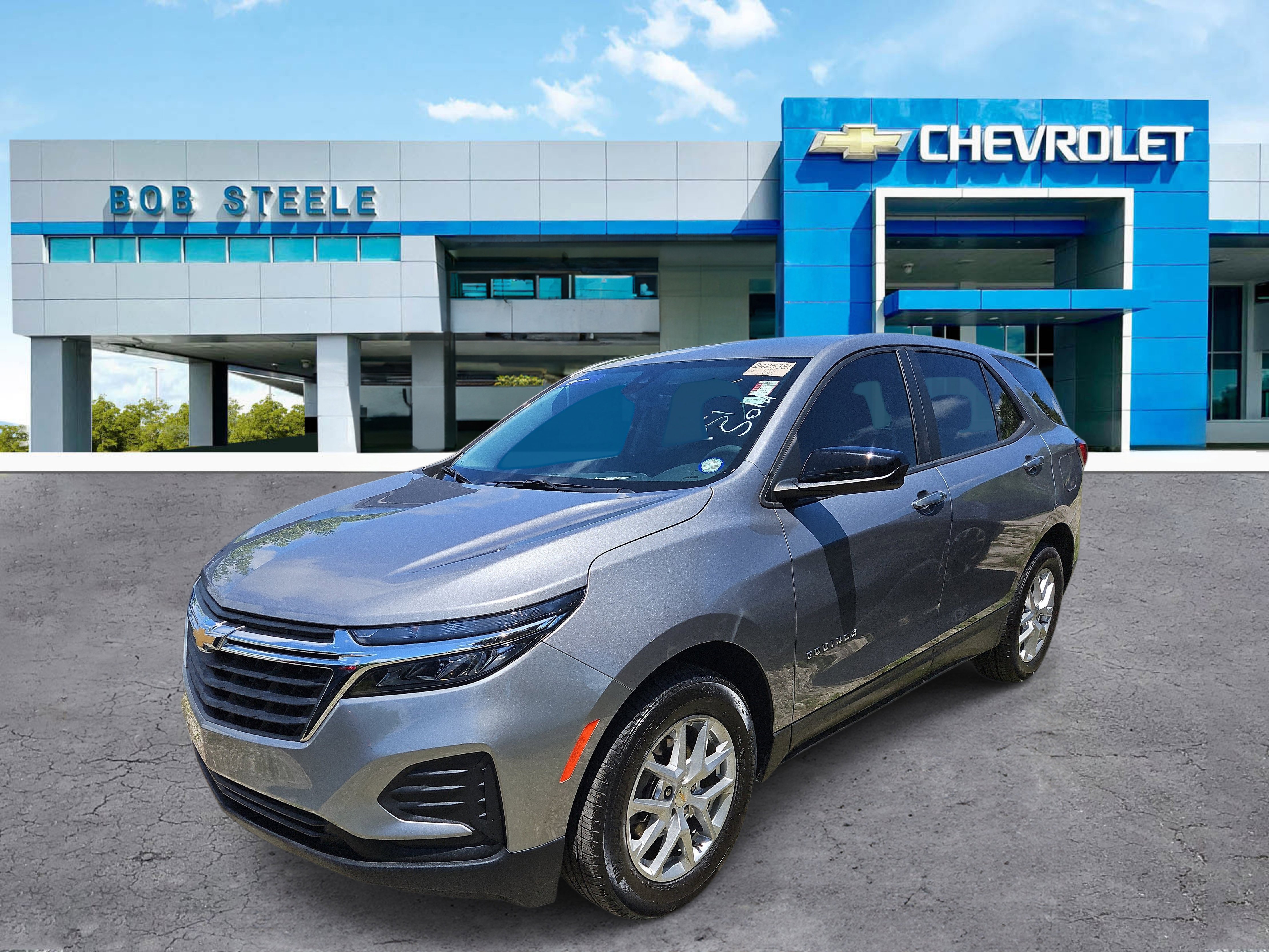 Used 2024 Chevrolet Equinox LS FWD image 3