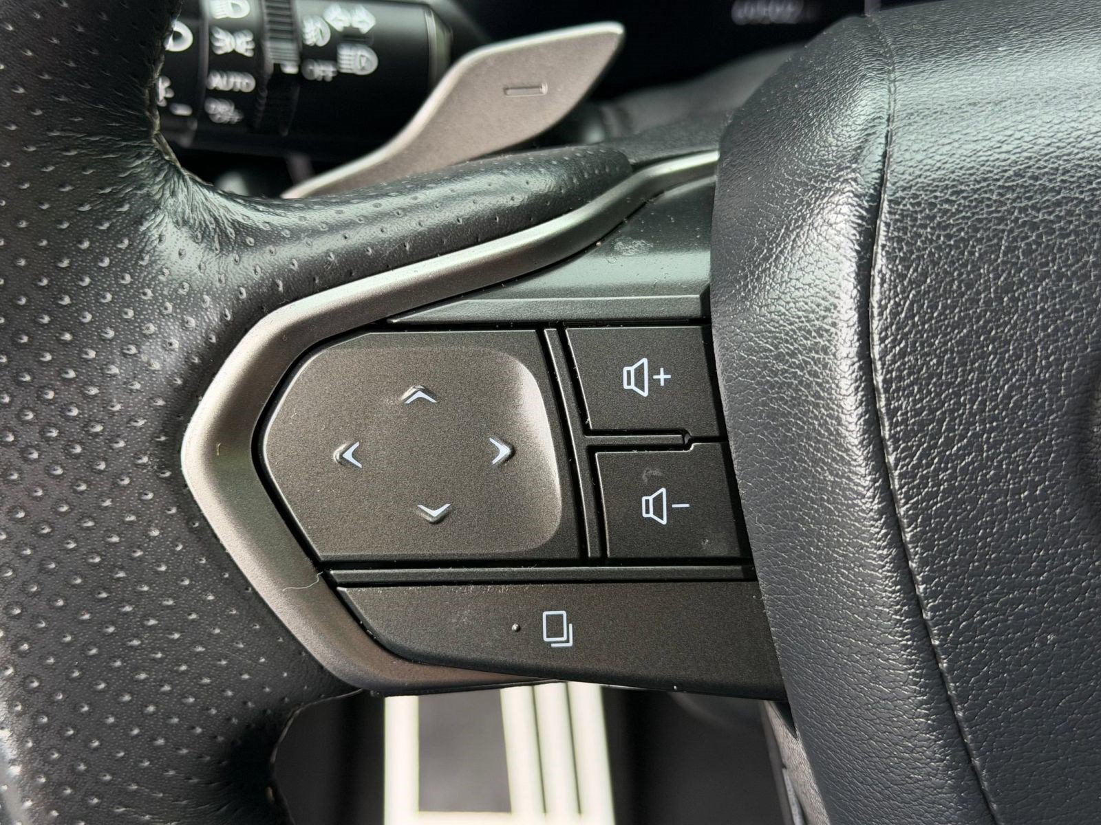 Certified 2024 Lexus RX 350 F Sport w/ Technology Package AWD/4WD image 18