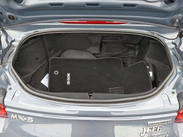 Used 2022 MAZDA MX-5 Miata Grand Touring w/ Appearance Package RWD image 36