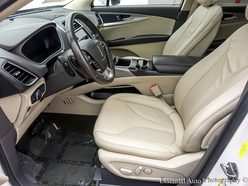 Used 2019 Lincoln Nautilus Select AWD/4WD image 10