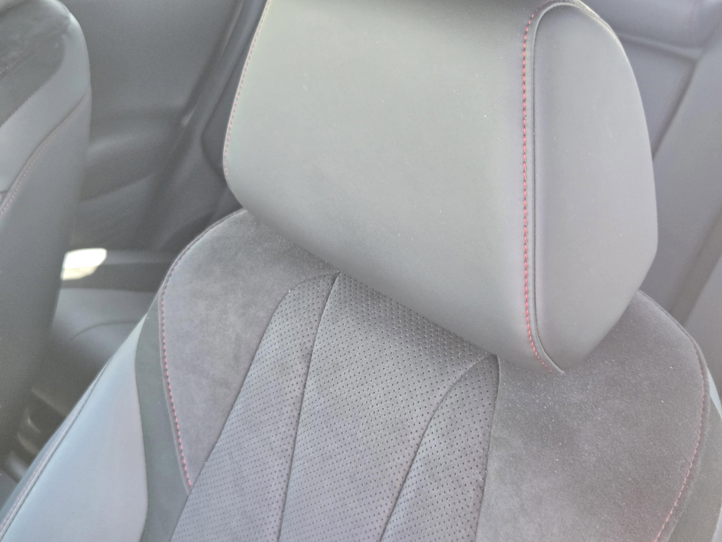 Used 2025 Acura ADX A-Spec image 18