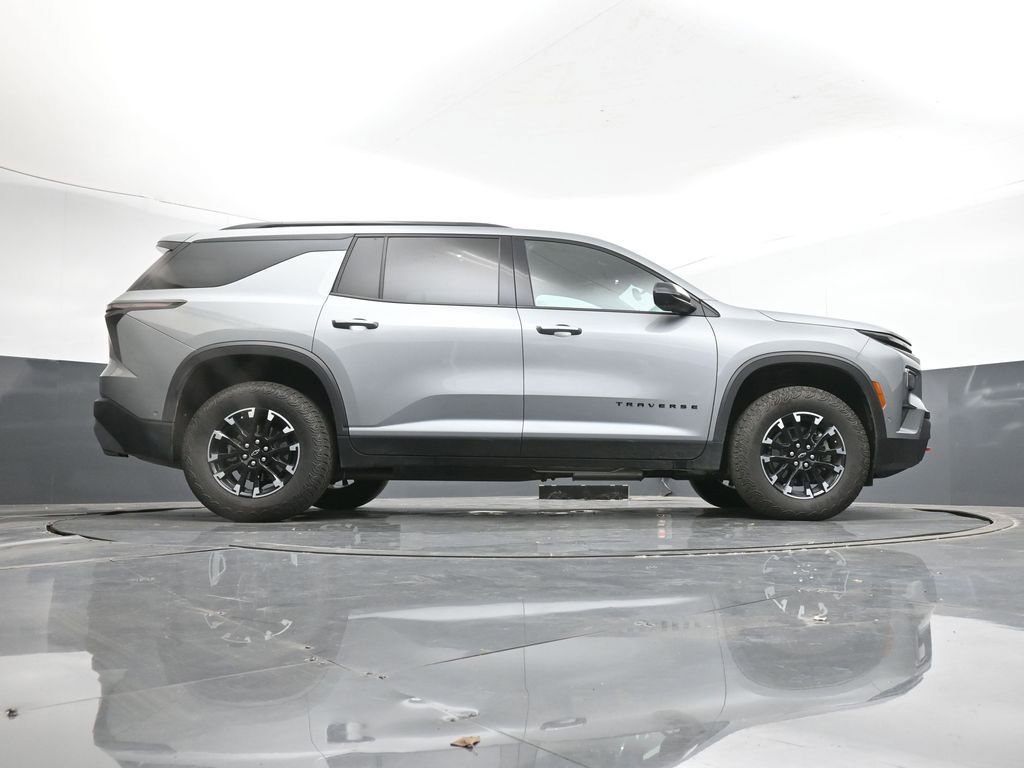 Certified 2024 Chevrolet Traverse Z71 w/ Enhanced Driving Package image 44