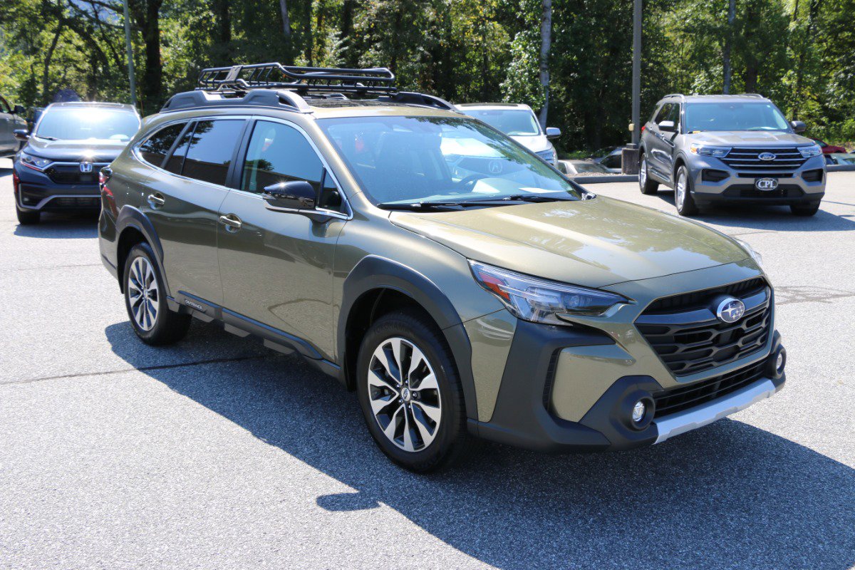 Used 2024 Subaru Outback Limited image 10