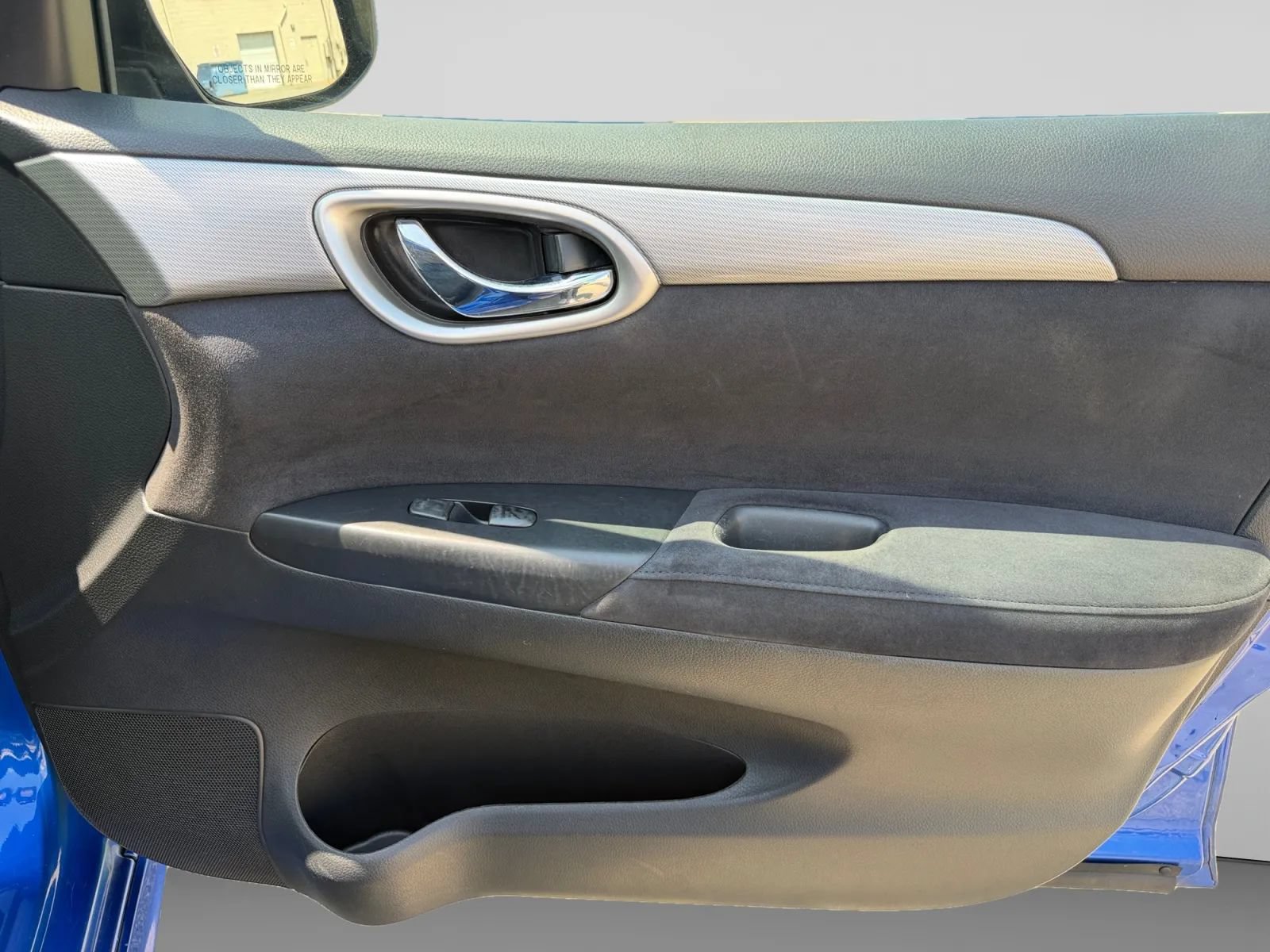 Used 2015 Nissan Sentra SR FWD image 31