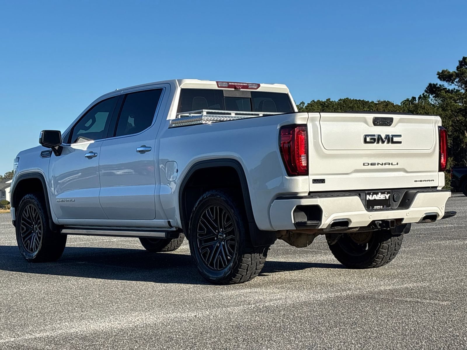 Used 2022 GMC Sierra 1500 Denali Ultimate image 34