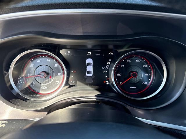 Used 2019 Dodge Charger SXT image 32