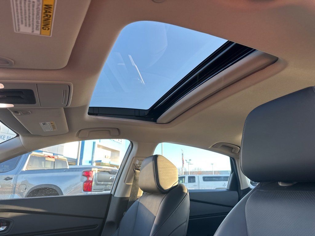 Used 2023 Honda Accord Touring image 15