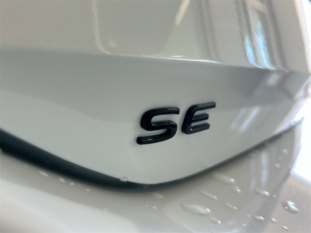 New 2026 Volkswagen Tiguan SE R-Line image 52