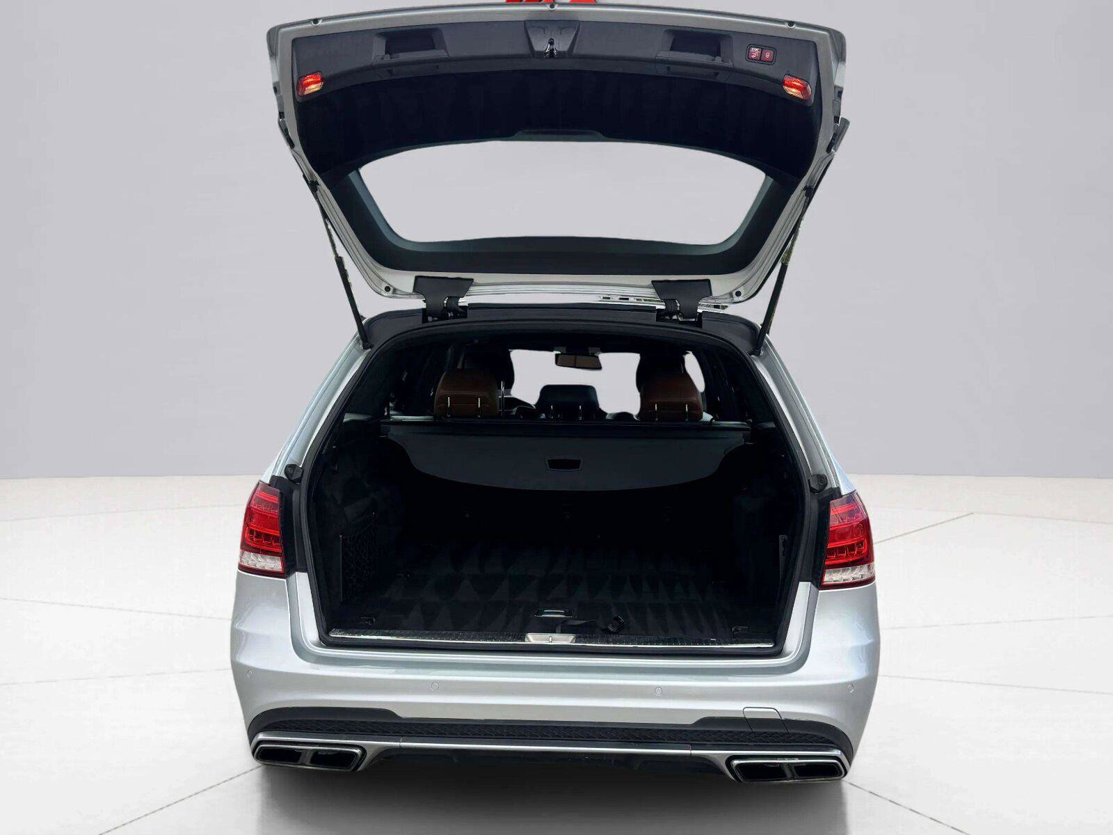 Used 2014 Mercedes-Benz E 63 AMG S-Model image 47