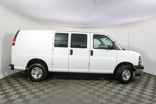 Used 2024 Chevrolet Express 2500 image 12