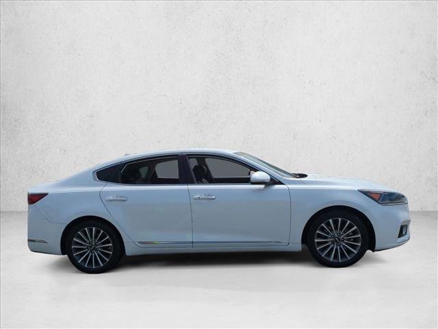 Used 2019 Kia Cadenza Premium w/ Paint Protection Package image 4