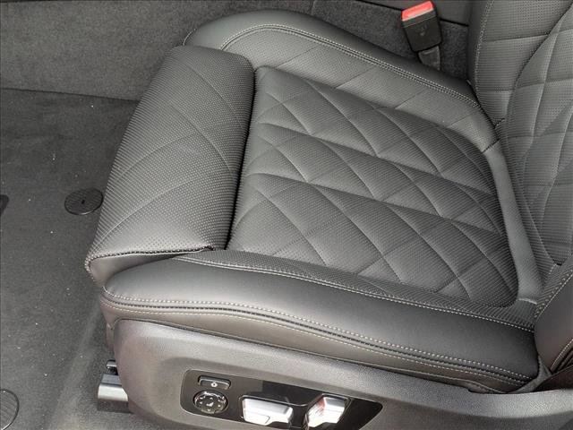 New 2026 BMW X5 M60i image 4