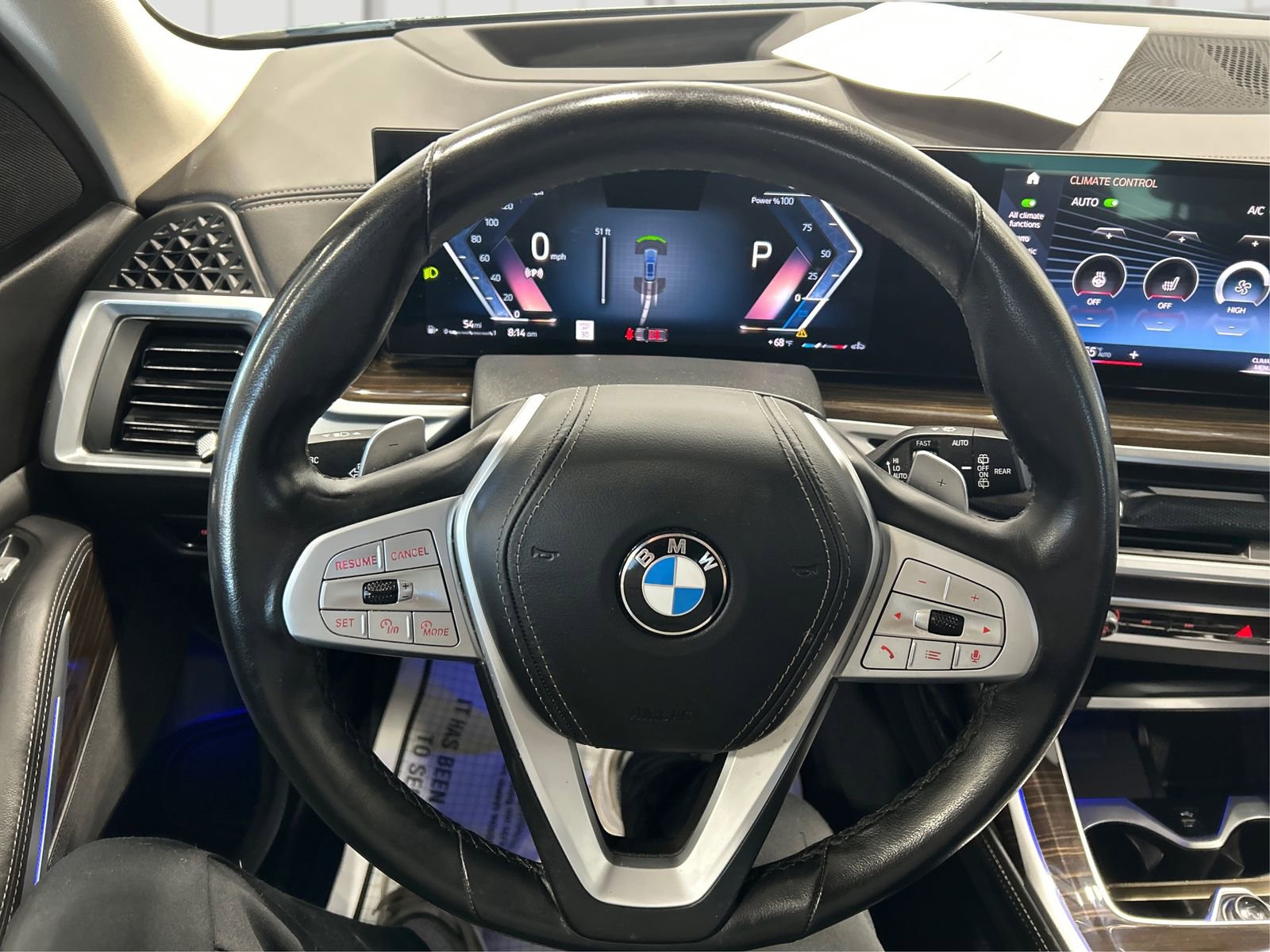 Used 2023 BMW X7 xDrive40i w/ Dynamic Handling Package image 17