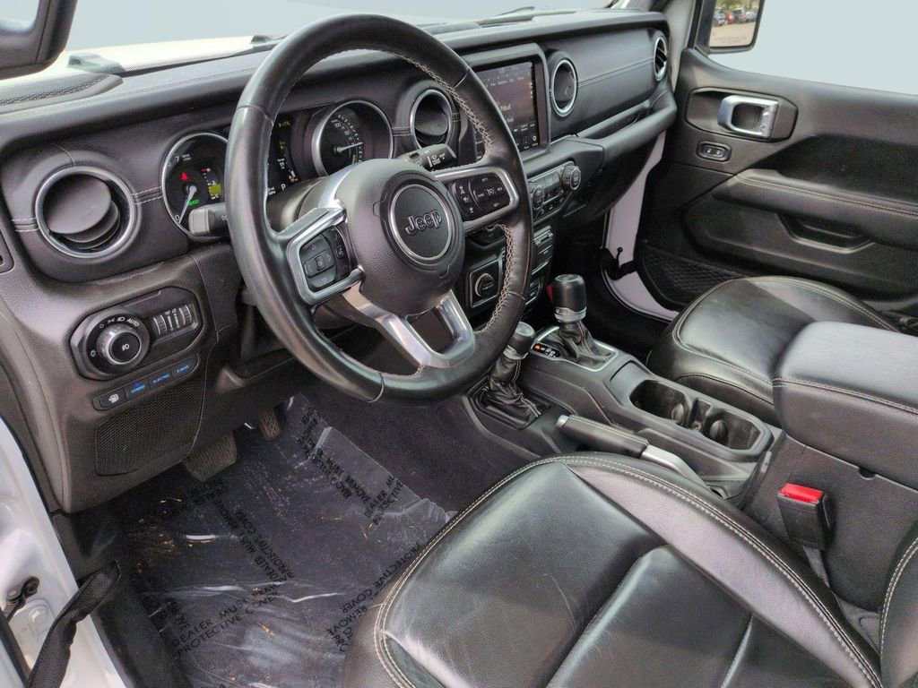 Used 2021 Jeep Wrangler Unlimited Sahara w/ Cold Weather Group AWD/4WD image 12