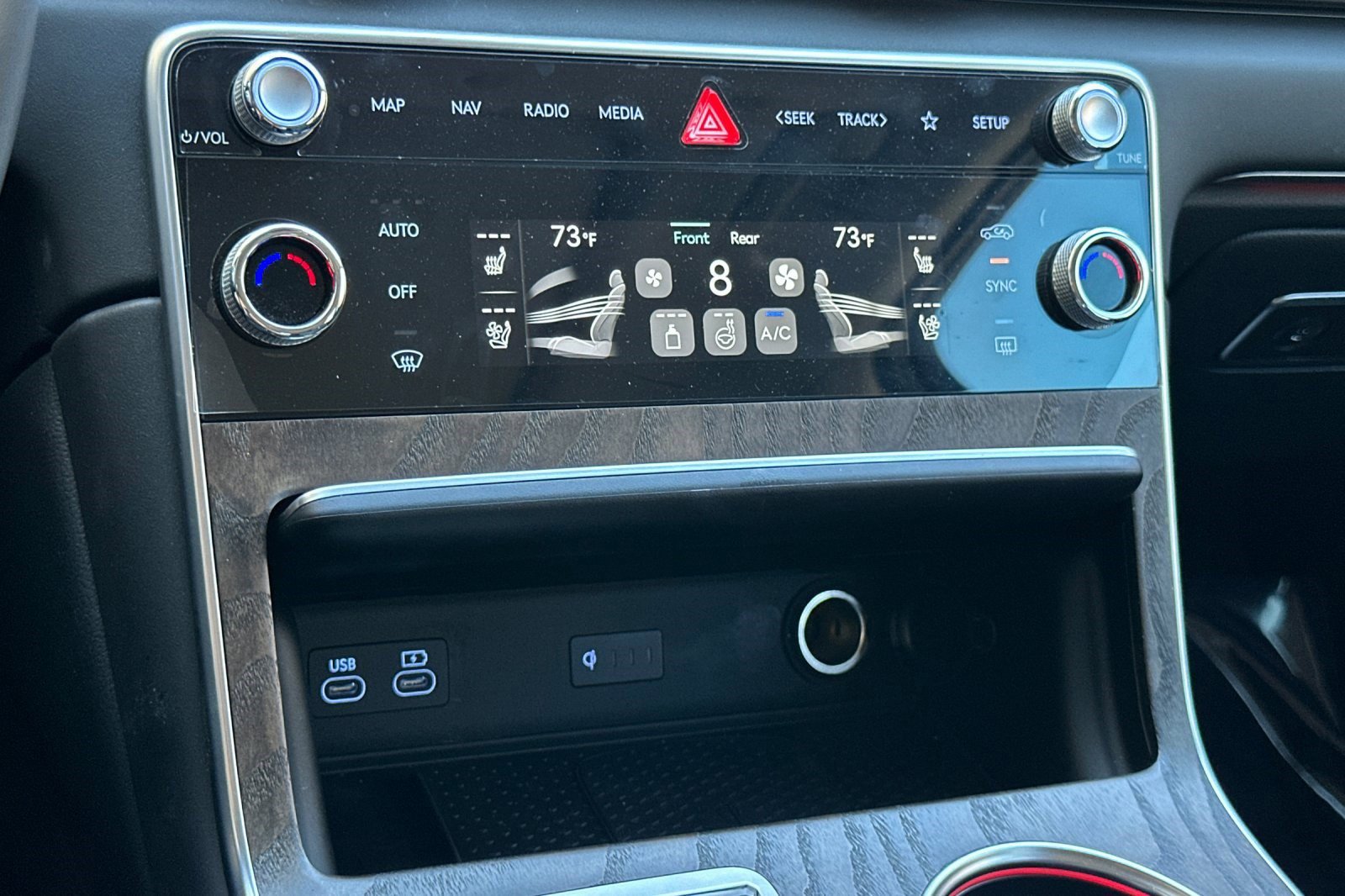 Used 2025 Genesis GV80 2.5T Prestige image 20