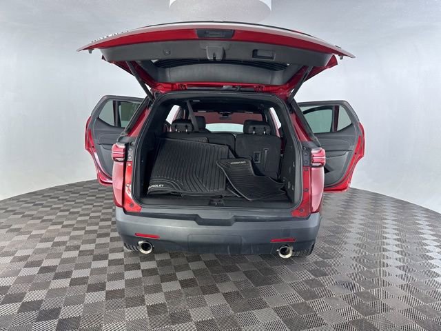 Used 2023 Chevrolet Traverse LT image 19