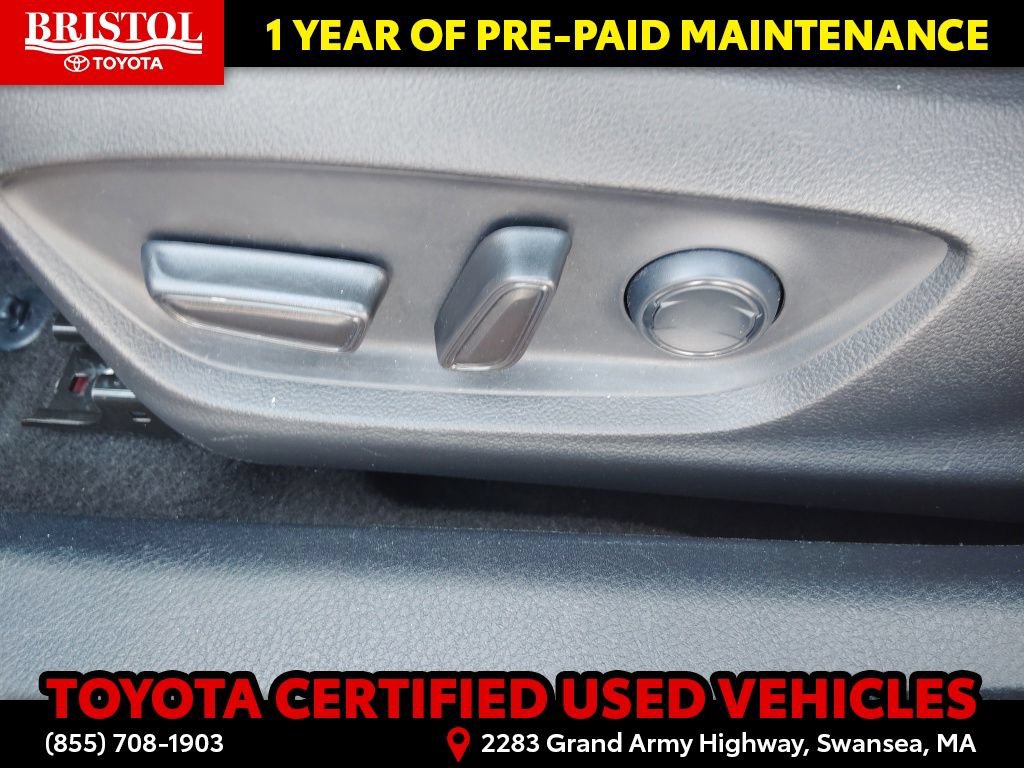 Certified 2022 Toyota Avalon XLE FWD image 18