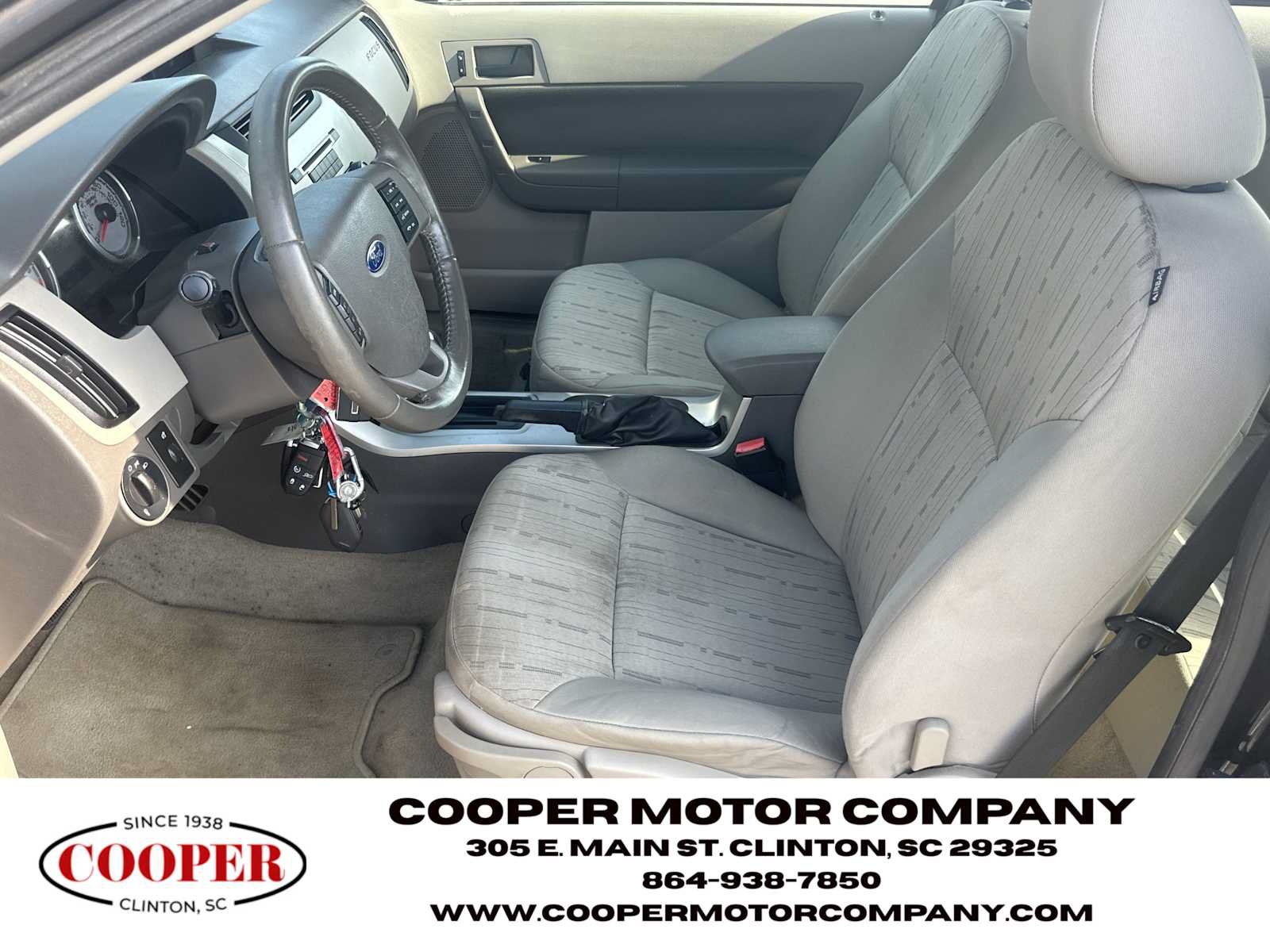Used 2010 Ford Focus SE FWD image 9