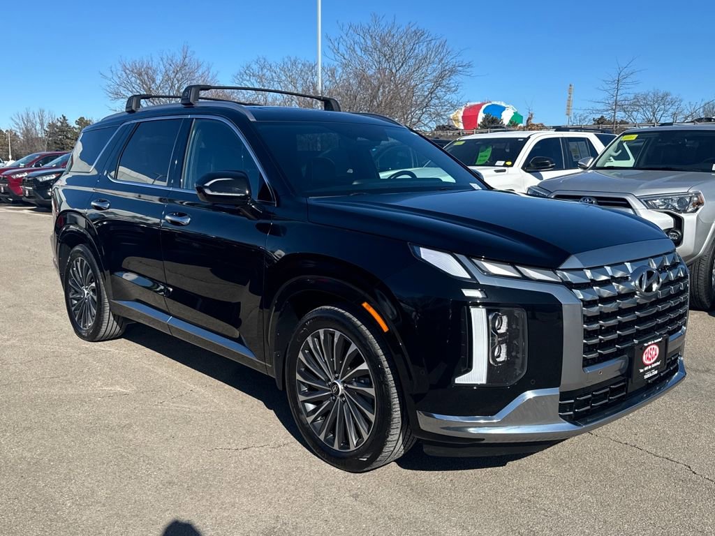 Used 2023 Hyundai Palisade Calligraphy image 13