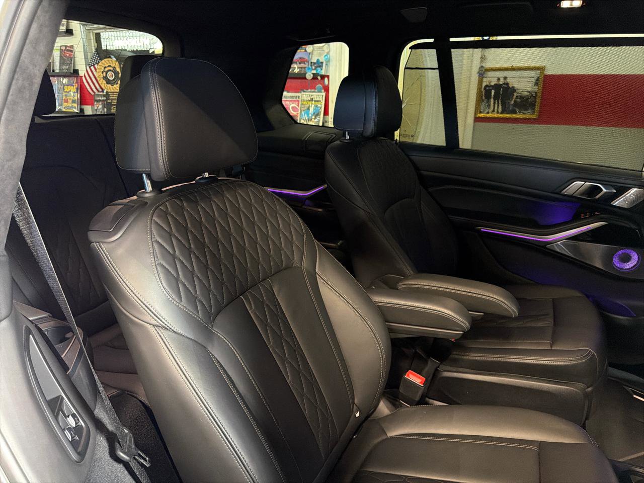 Used 2023 BMW ALPINA XB7 image 24