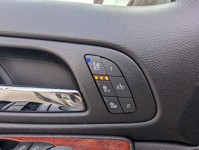 Used 2013 Chevrolet Tahoe LTZ AWD/4WD image 8