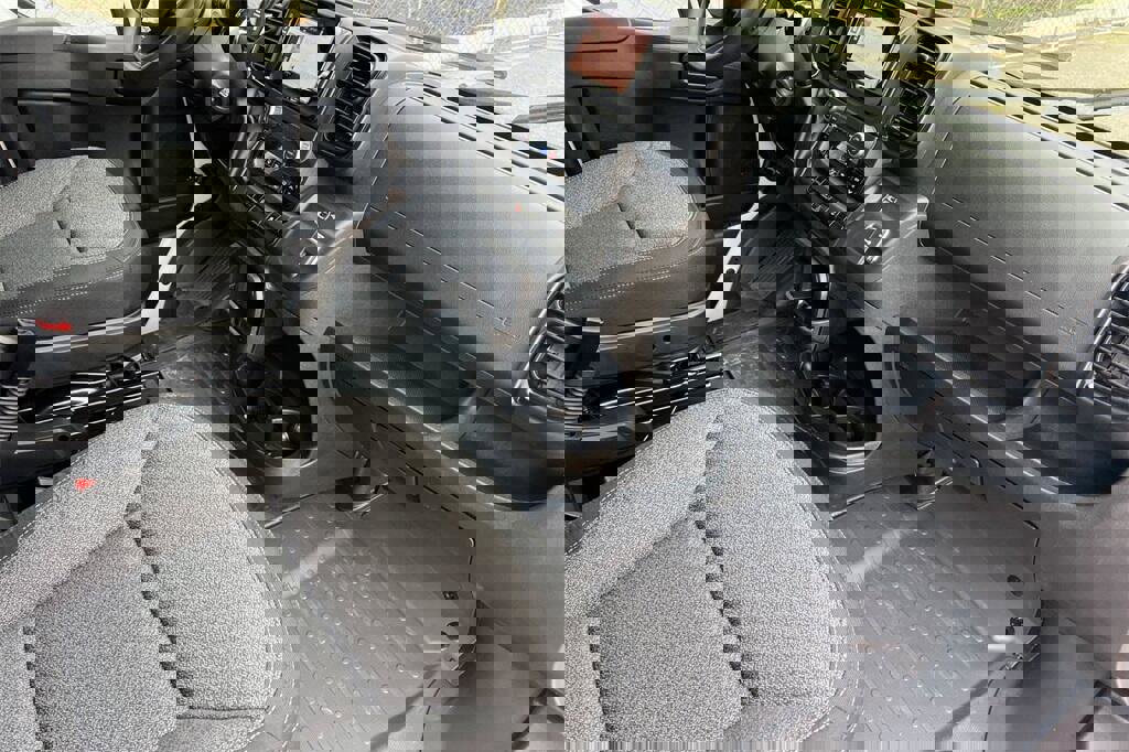 New 2026 RAM ProMaster 2500 w/ Convenience Group image 17