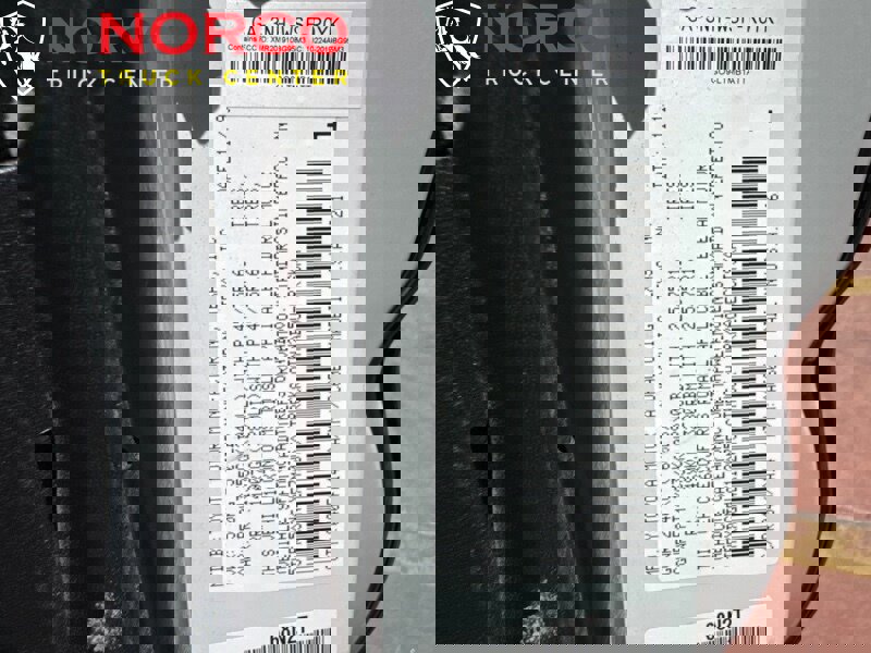 Used 2020 Toyota Tacoma SR image 22