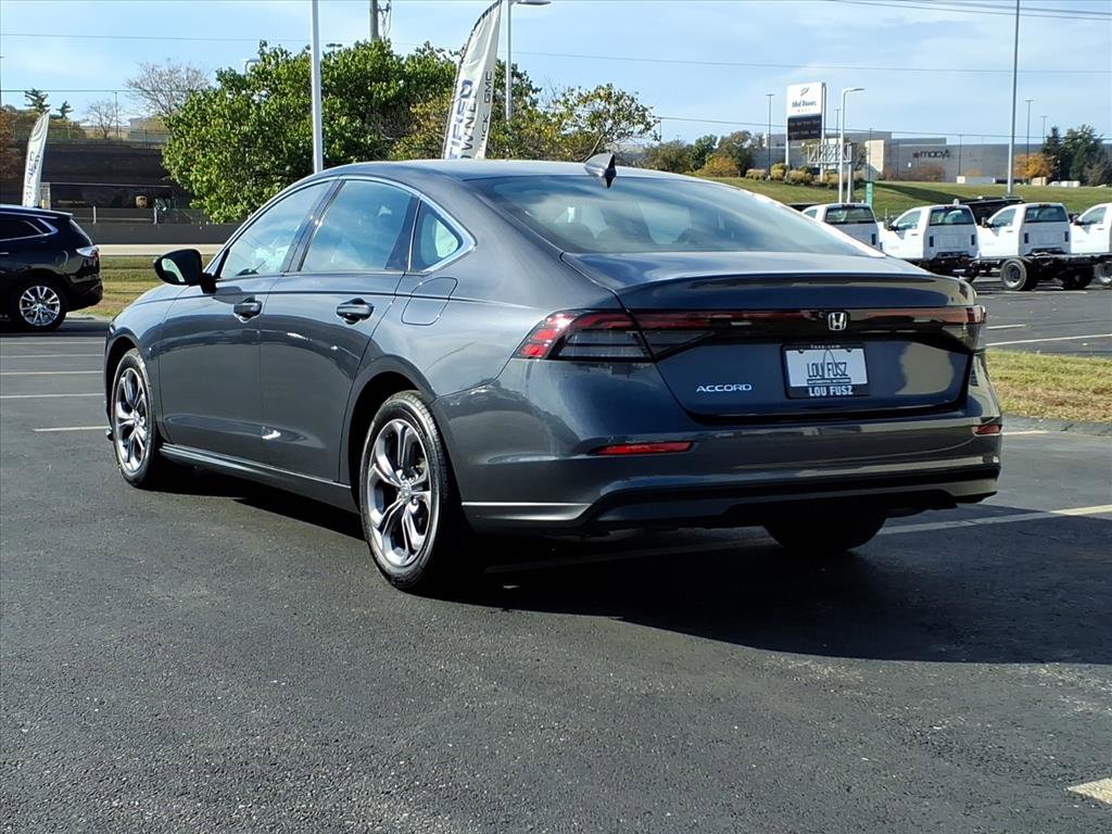 Used 2023 Honda Accord EX image 5