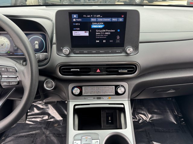 Used 2023 Hyundai Kona SE image 25