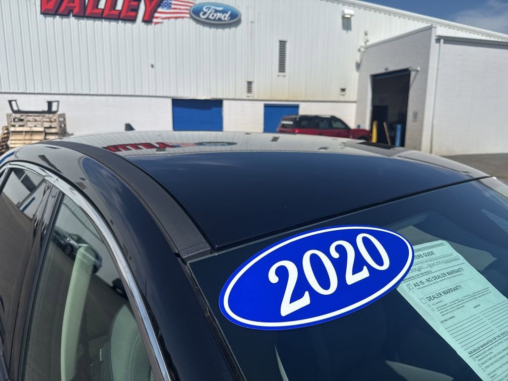 Used 2020 Ford Escape SE FWD image 2