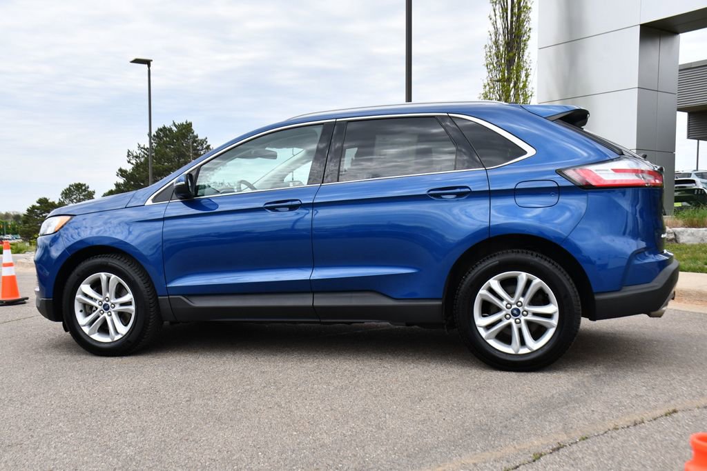 Used 2020 Ford Edge SEL w/ Convenience Package AWD/4WD image 3