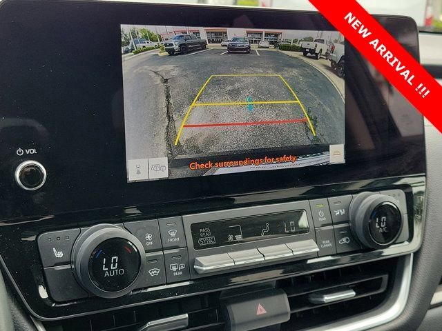 Used 2025 Toyota Grand Highlander FWD image 26