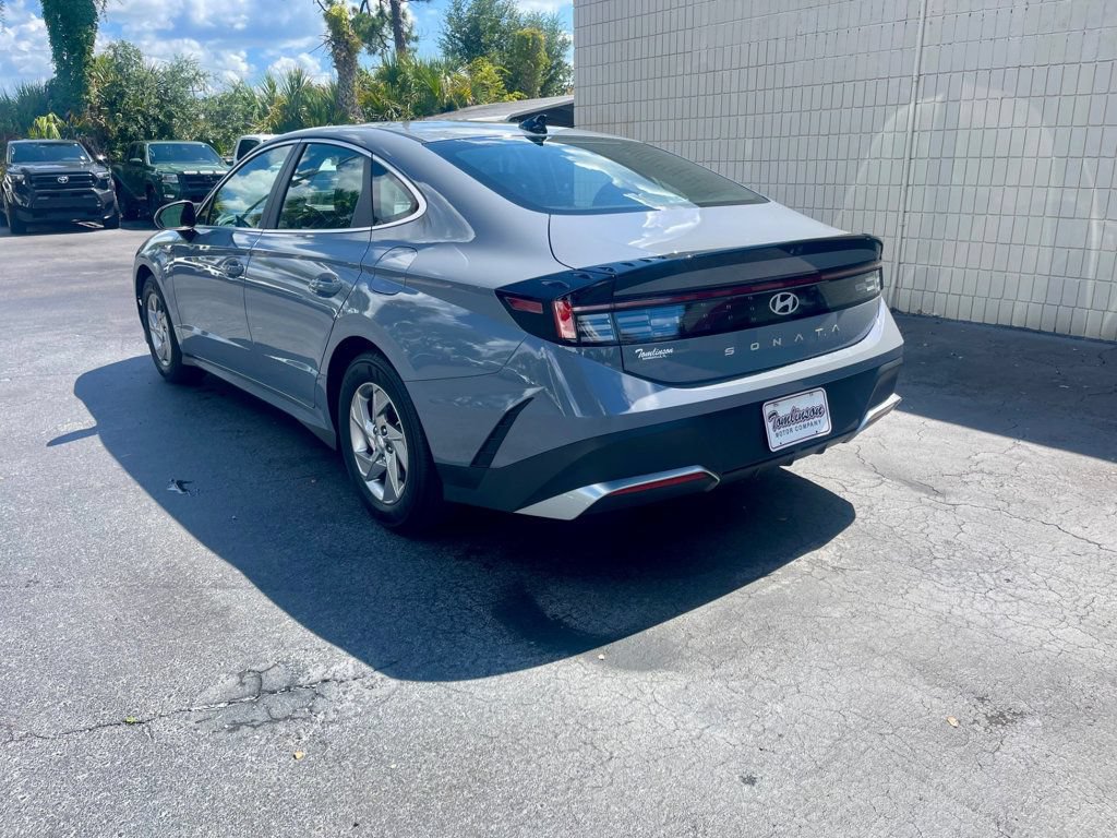 Used 2025 Hyundai Sonata SE FWD image 7
