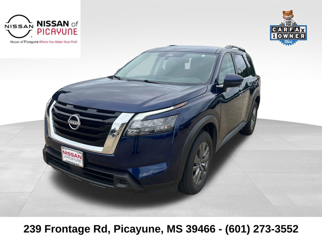 Used 2025 Nissan Pathfinder SV AWD/4WD image 1