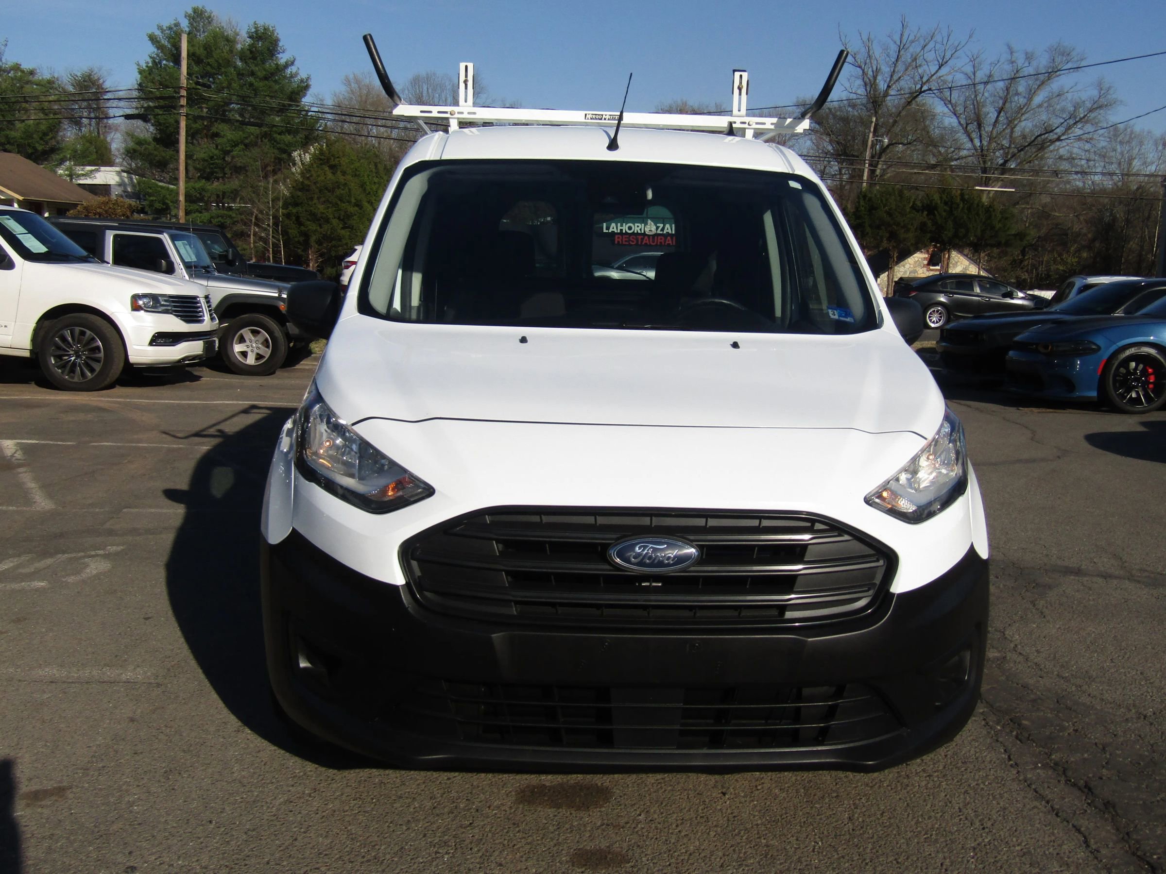 Used 2022 Ford Transit Connect XL image 2