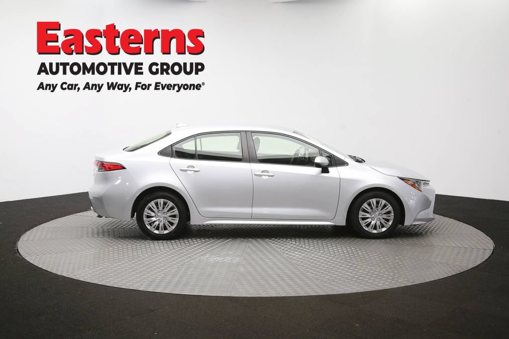 Used 2022 Toyota Corolla LE FWD image 45