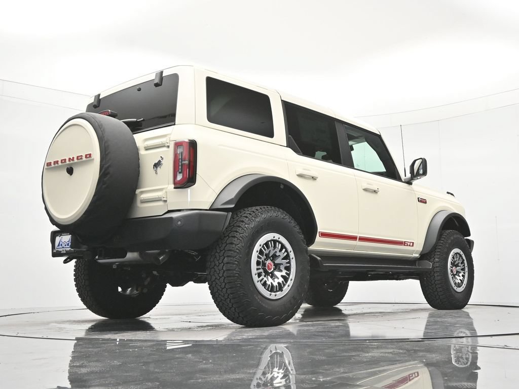 New 2026 Ford Bronco Outer Banks w/ Sasquatch Package AWD/4WD image 39